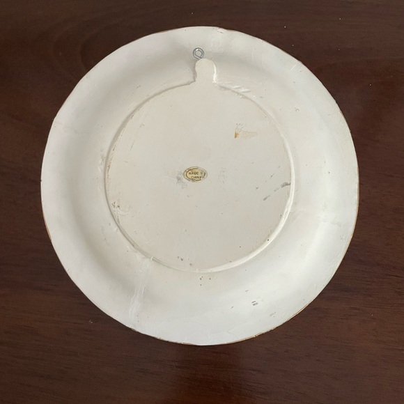 3D Ceramic Dolphin Plate - Picture 4 of 4